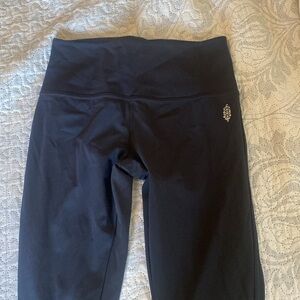 Free people movement black legging slightly cropped size small